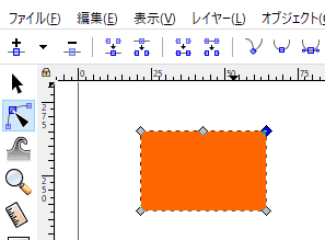 ノードツールを選択し、削除したいノードを選択します。